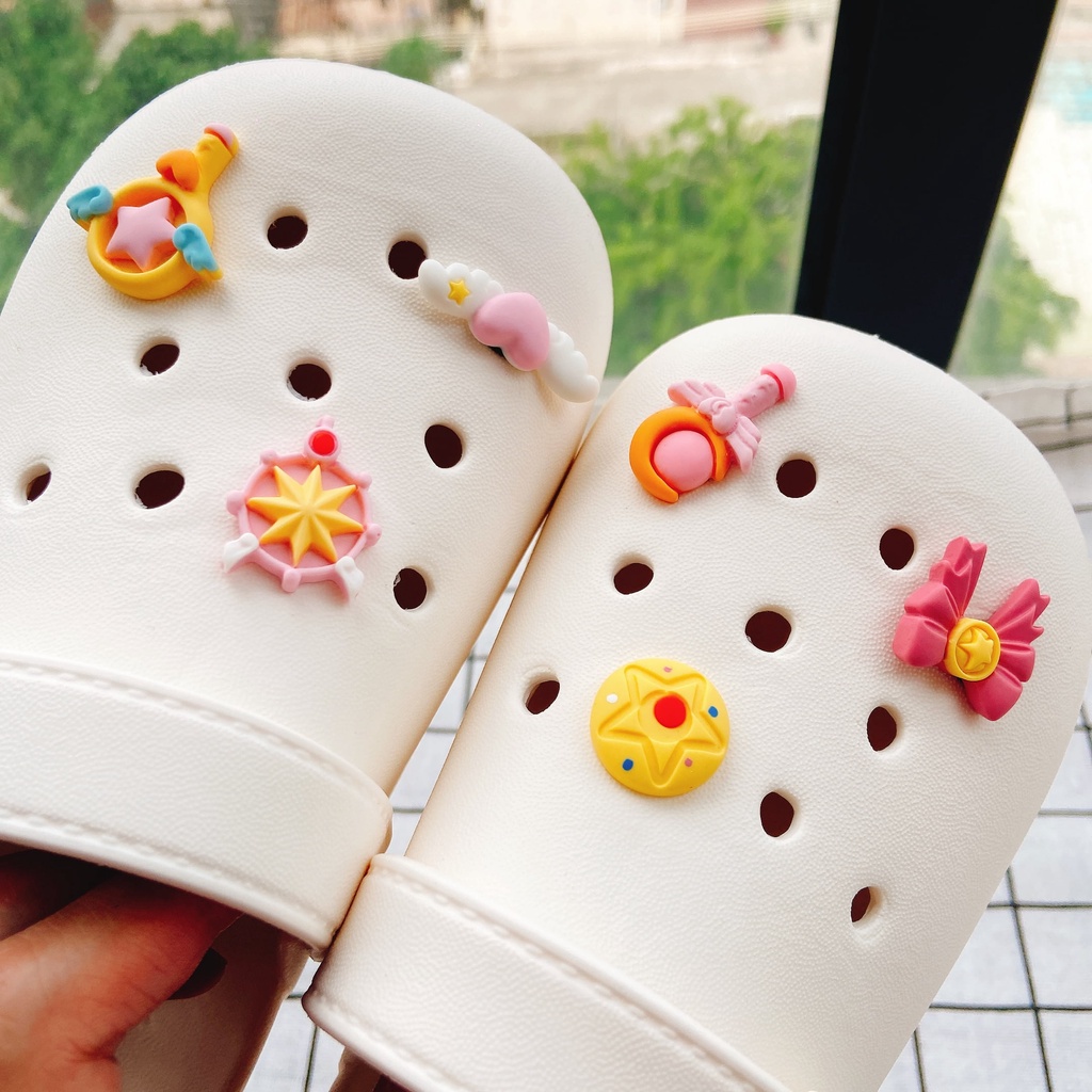 Charms Crocs Sandal Selop DIY Desain Sailor Moon Crocs Jibbitz Untuk Aksesoris Wanita#Kartu Seri Kartun Untuk Hadiah Pesta