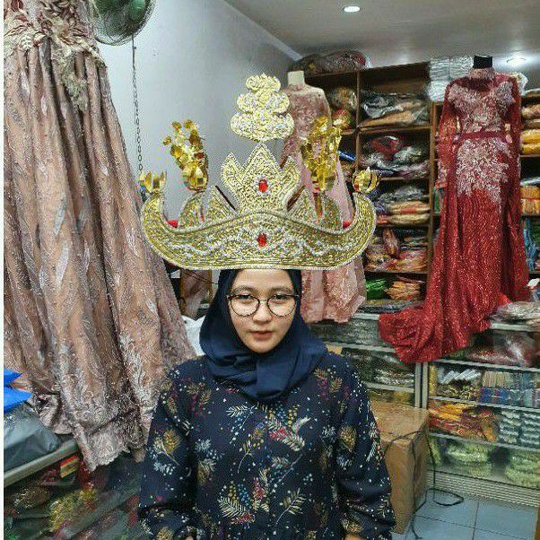 Mahkota Pengantin Lampung / Sunting Lampung / Siger Lampung