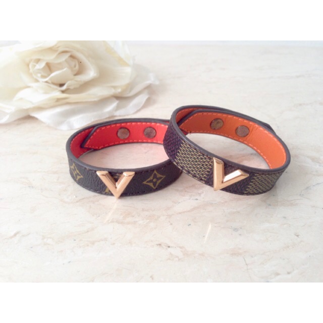Gelang kulit LV titanium unisex