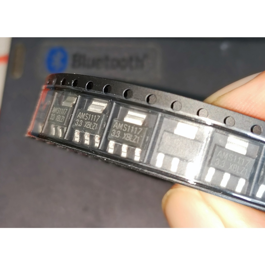 AMS 1117 3.3V IC regulator 3.3 Volt