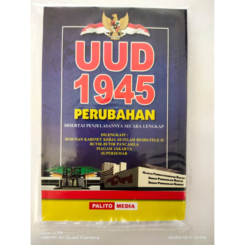

Buku UUD 1945 PERUBAHAN uk.14,5x10cm