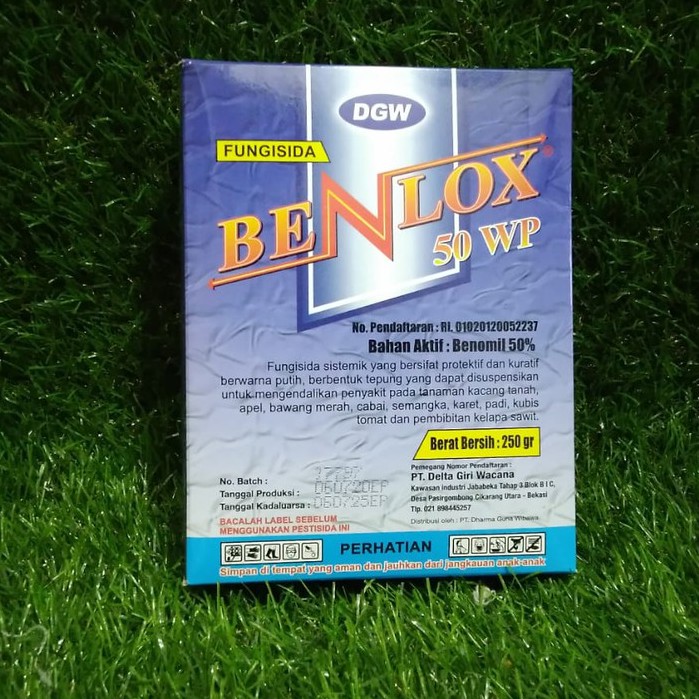 BENLOX 50 WP isi 250 gram/Fungisida Sistemik bersifat protektif dan kuratif/benomil 50%