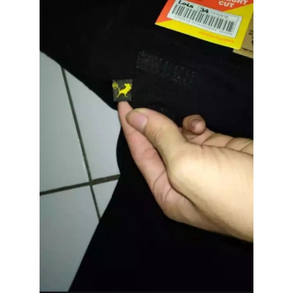celana pria / jean's pria terbaru / celana jean's panjang original denim / celana jean's hitam polos