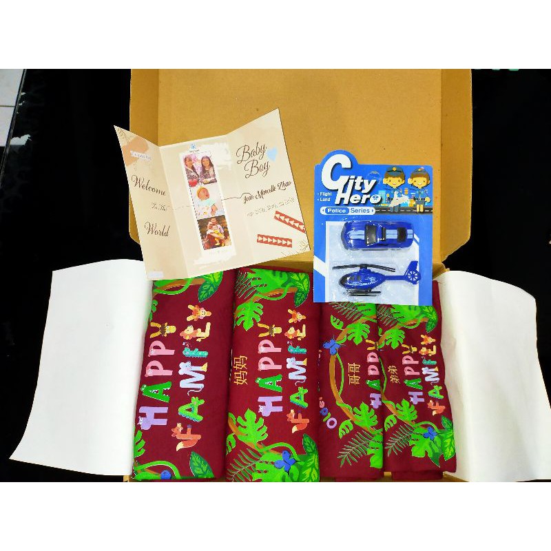 

spesial box/ kado ulang tahun/kado anniversary/KADO WISUDA