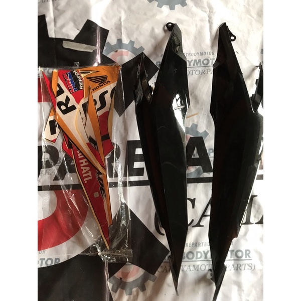 COVER BODY BELAKANG HONDA BLADE REPSOL. 2011-2012-2013