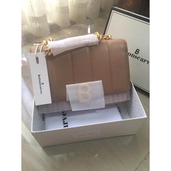 Buttonscarves Nora Bag Tan New