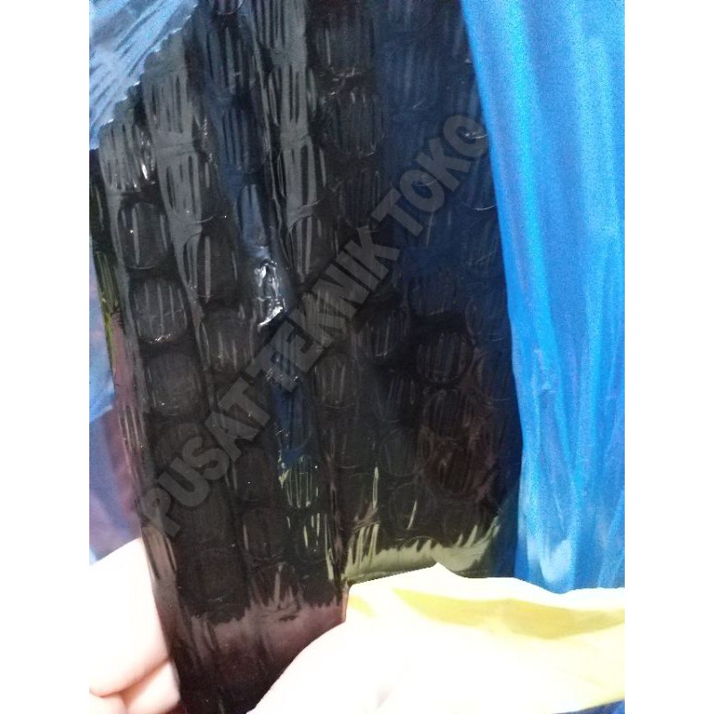 

BUBBLE WRAP HITAM TEBAL 125 CM X 50 METER - BUBBLE WRAP HITAM TEBAL KUALITAS PREMIUM