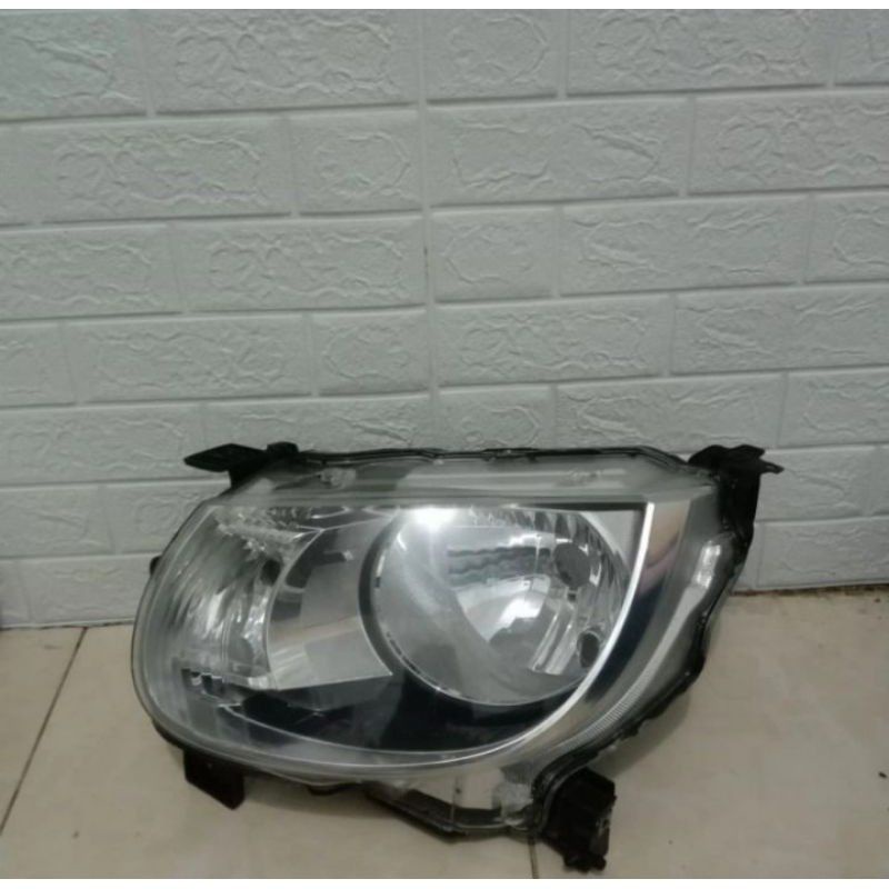 Headlamp Suzuki ignis