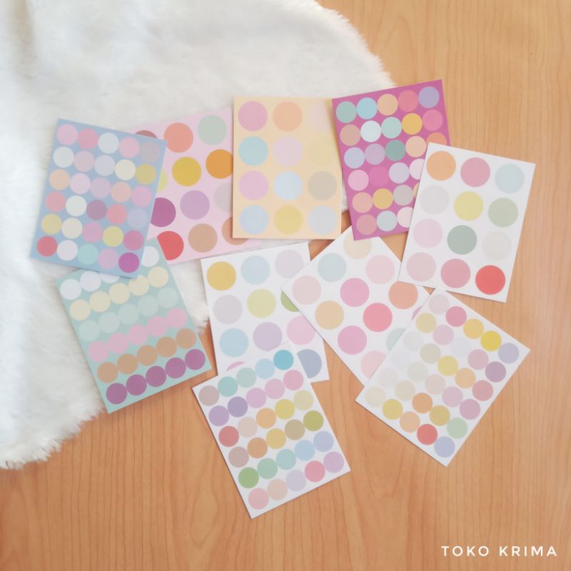 

Stiker Bulat Sticker Dot Lembaran Warna-Warni Diameter 2 cm & 1,3 cm
