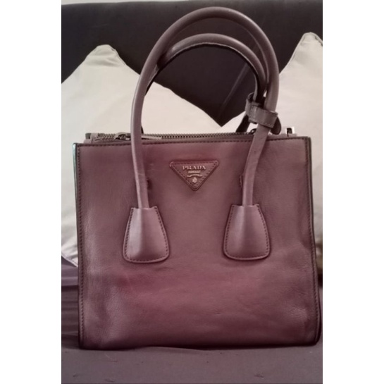 tas Prada Milano Kulit Asli warna lilac