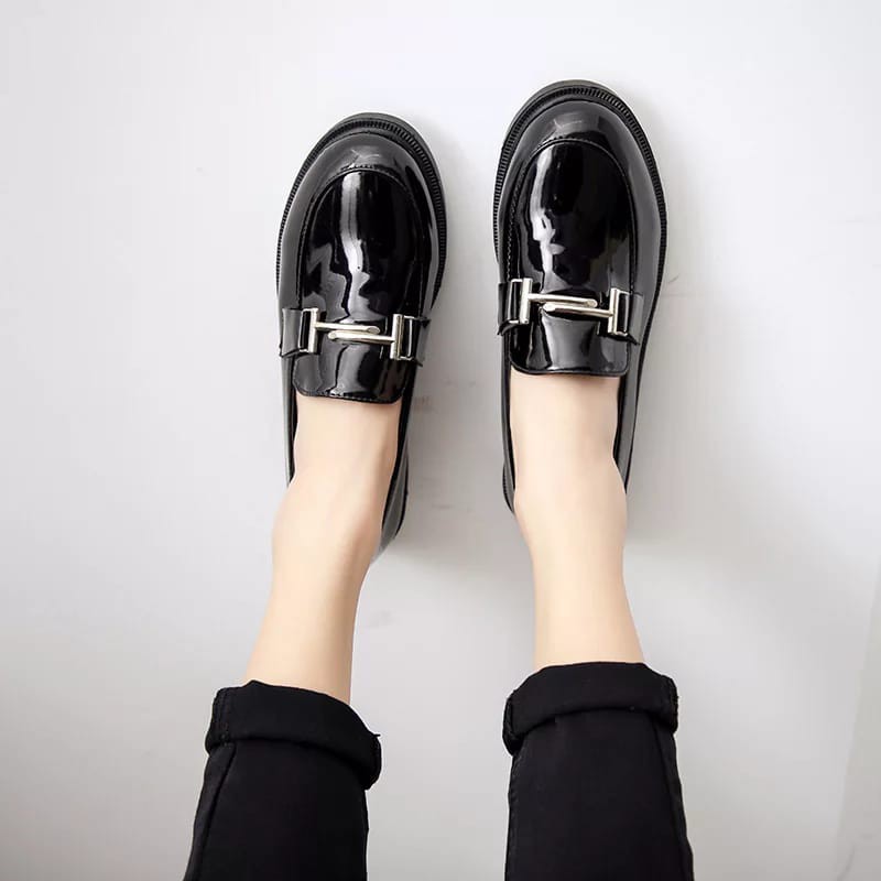 SEPATU WANITA OXFORD / SEPATU DOCMART LOAFERS PREMIUM 002