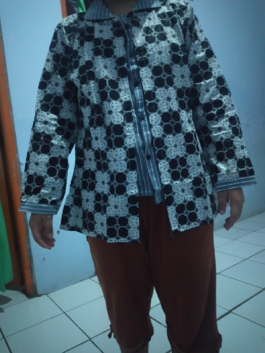 Atasan Batik Dolby Dolbi Dobby Doby Tenun Sutra Tulis Halus Katun Atbm Baron ,sarombit Atasan