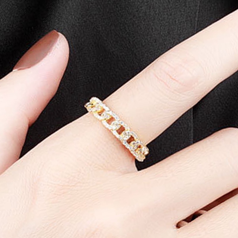 Cincin Model Rantai Twist Geometris Bahan Tembaga Untuk Wanita