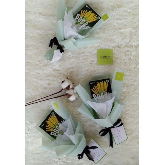 

Buket snack hadiah wisuda | hadiah ulang tahun | buket coklat