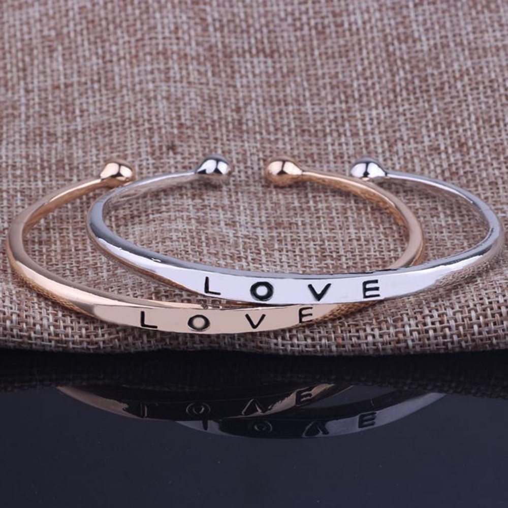 Gelang bangle Open retro Adjustable Desain Tulisan Love Untuk Wanita