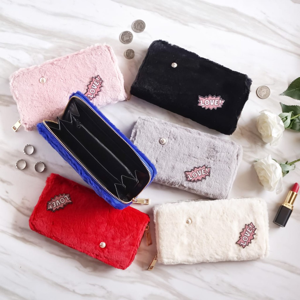 DOMPET LOVE FLUFFY WALLET ALA HARAJUKU