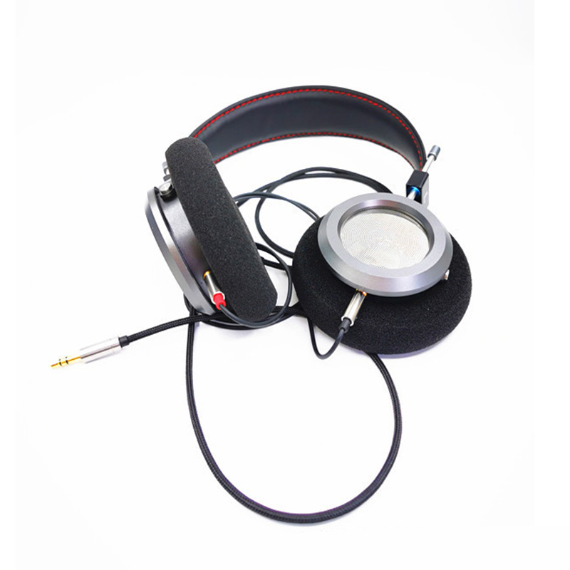 H400 Headset Over-Ear Hifi Heavy Bass 40mm 32 Ohm Bahan Metal Tri-Band Equalization