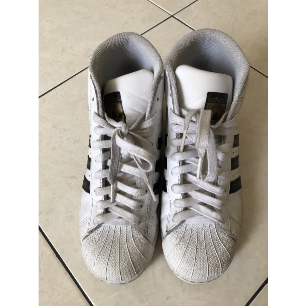 Sepatu Kets - Adidas