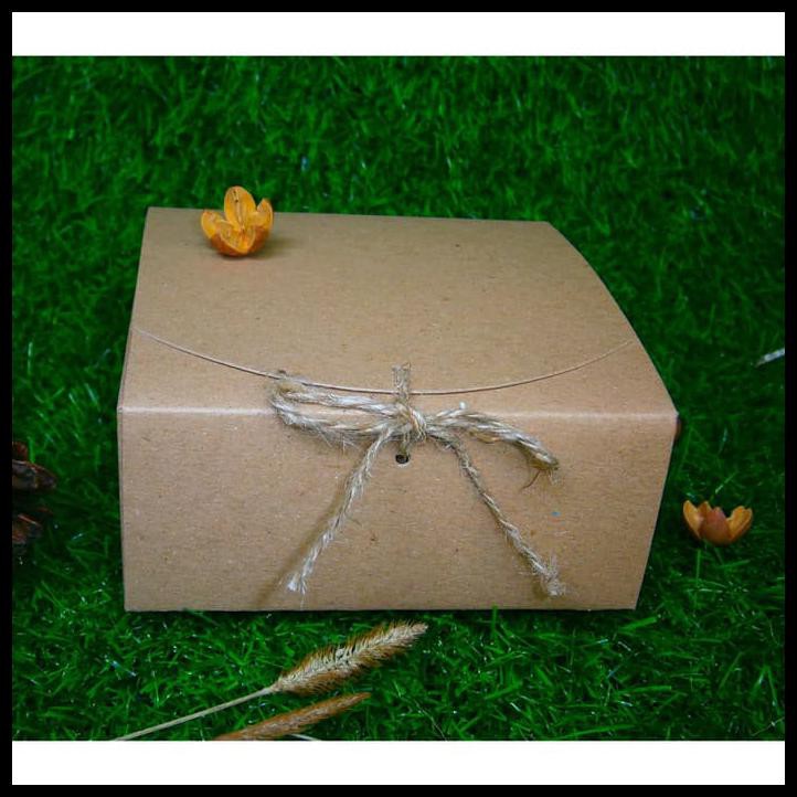 

Hot Hot Promo Box Persegi,Bahan Brown Kraft 280 Gr Ukuran 11,5 X11,5 X 5Cm Plus Tali