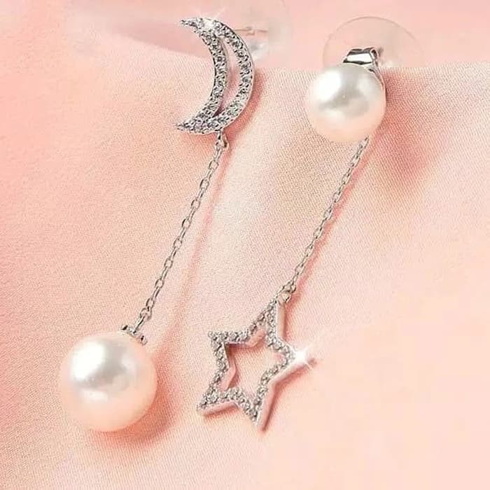 Anting Gantung Model Bulan Bintang