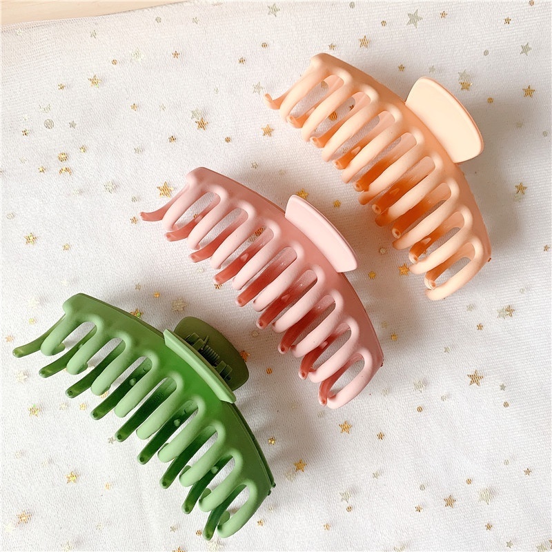 Women Simple Retro Matte Plastic Hair Claw Clip Barrette Headwear