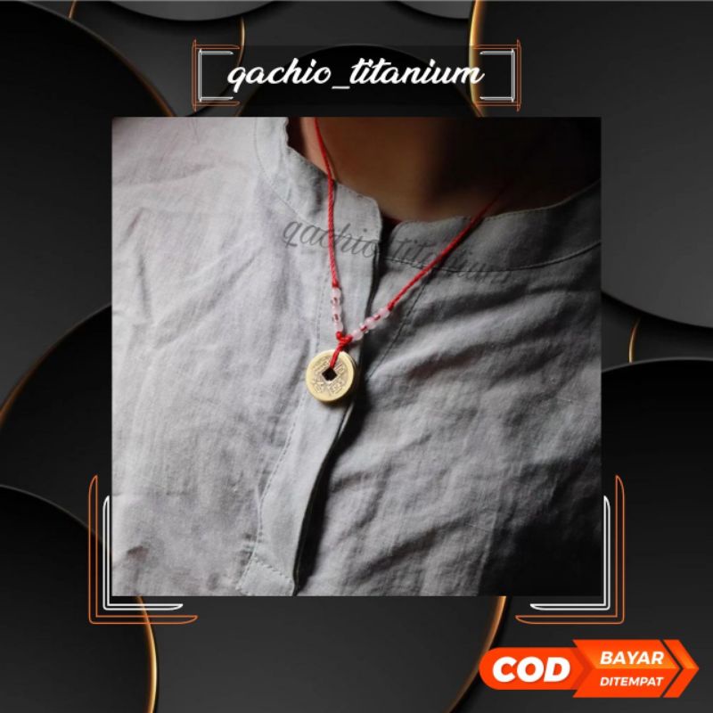 KALUNG PRIA TALI MERAH COWOK KEREN LIONTIN PLUS  kOIN CEWEK LAKI