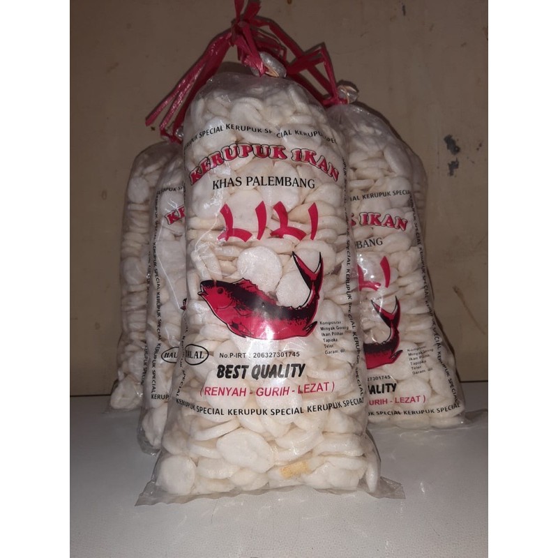 

Kerupuk Ikan Lili khas palembang