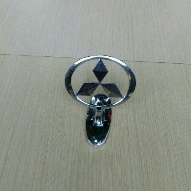 Emblem Kap Mesin Logo Mitsubishi