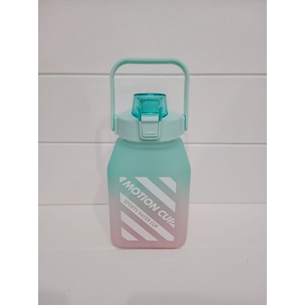 0TERBARU BOTOL MINUM KOTAK GRADASI -UK 1500 PLUS STIKER &amp;TALI PANJANG