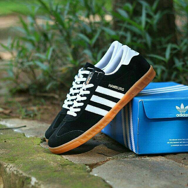 Sepatu Adidas Hamburg Black White Hitam Putih Sneakers Sekolah kerja Kuliah Kado hadiah Teman Pacar