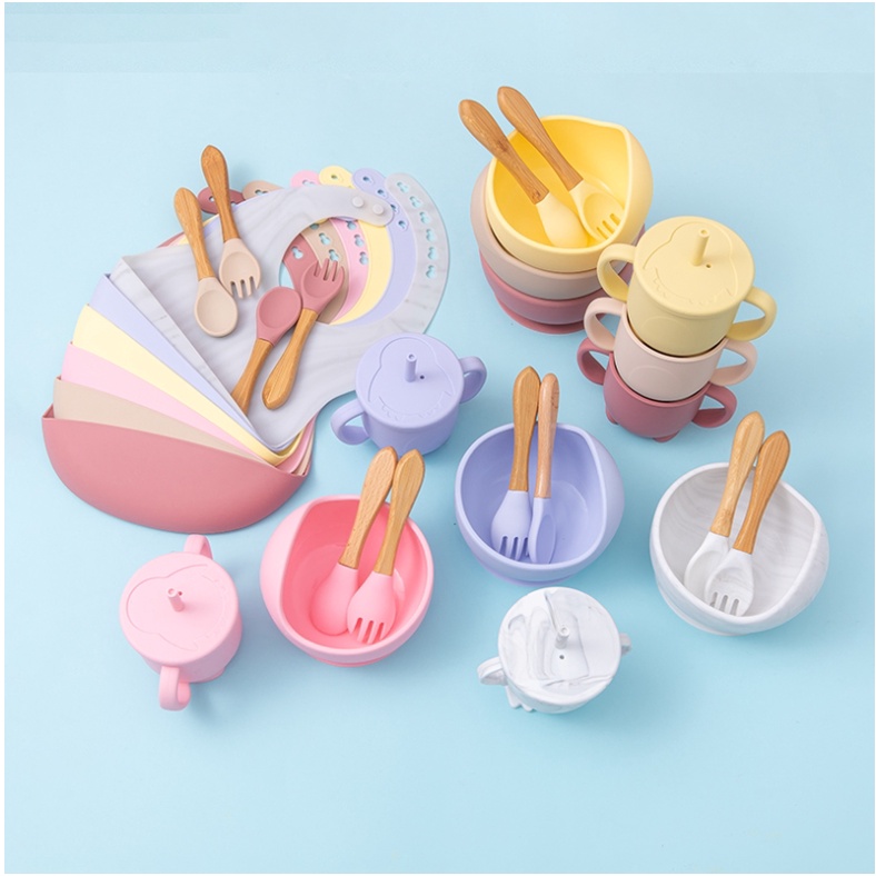 FS ALL | PERALATAN MAKAN BAYI SILICONE PREMIUN SET | FOOD GRADE BABY FEEDING SET SUCTION BOWL | KADO BAYI BARU LAHIR | HAMPERS BABY | HAMPERS BAYI | RUZAIN MALL