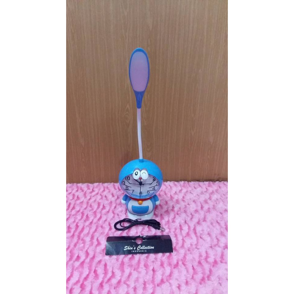 lampu belajar plus jam body doraemon