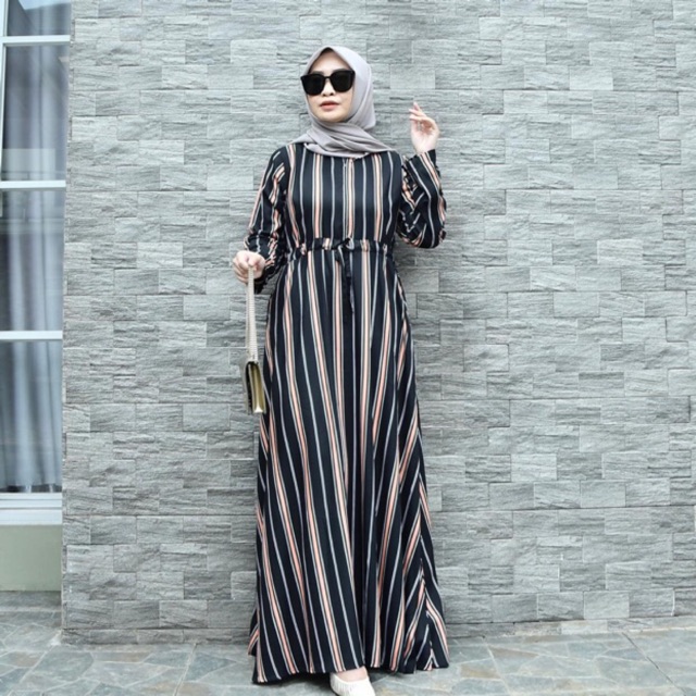 SHENA DRESS ( COUPLE HNC X RADWAH MAN)