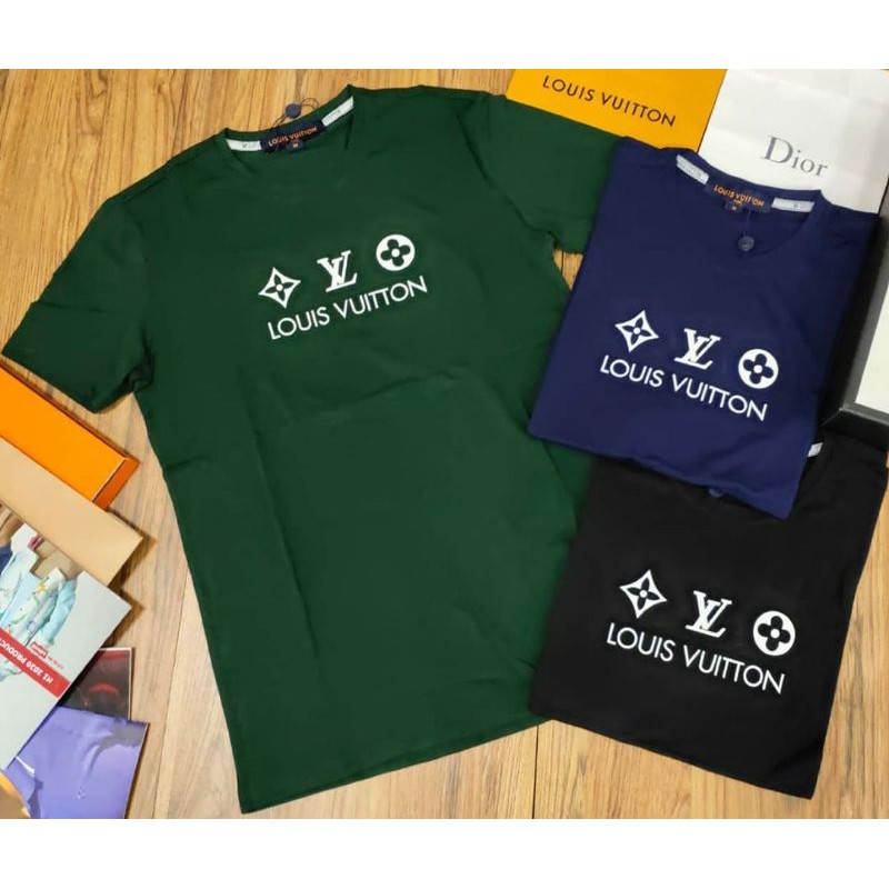 

LOUSVU TSHIRT X GREEN X BLUE X BLACK X NEW X