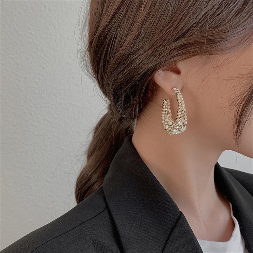 Top Full Kristal Hoop Earrings Desain Baru Aksesoris Fashion Hadiah Hari Valentine Hoop Menjuntai Stud