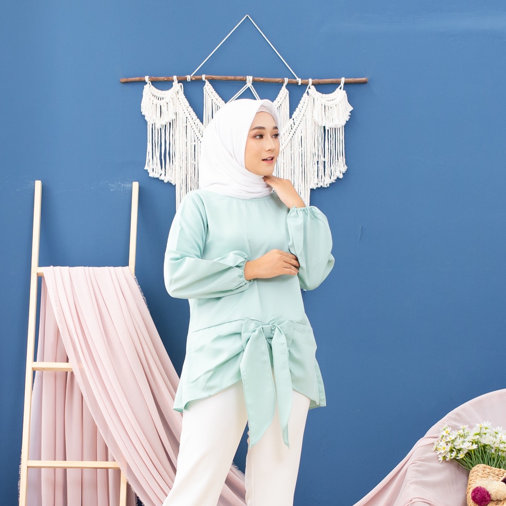 Baju Muslim Atasan Tunik Wanita Warna Pastel CHELE TOSCA Baju Simple Modest