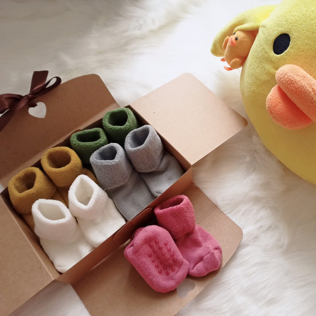 

Socks Gift Box : 4 pairs Mono Cotton Socks