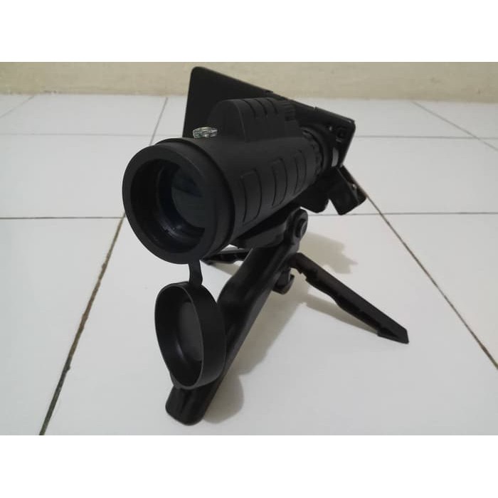 DSA         teropong monocullar satu set teropong + adapter hp + tripod mini .