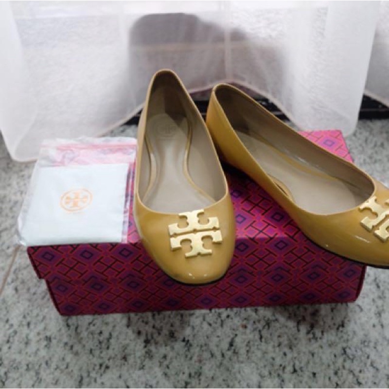 LIKE NEW SEPATU TORY BURCH raleigh ballet flats nude YELLOW MUSTARD TAN SHOES BRANDED AUTHENTIC ORIG