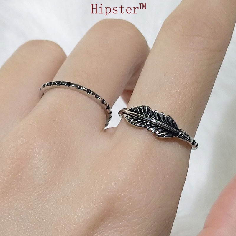 Retro Hip-Hop Fashion Creative Design Feather Shape Ring