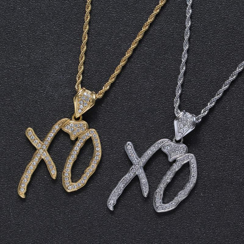 Kalung Liontin Kristal Zircon Desain Huruf Xo Frozen Gaya Hip Hop Rapper Klasik Untuk Pria