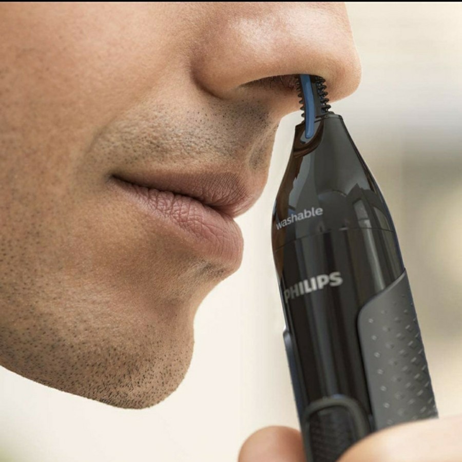 Philips NT 3650 memangkas bulu hidung, telinga, dan alis. NOSETRIMMER