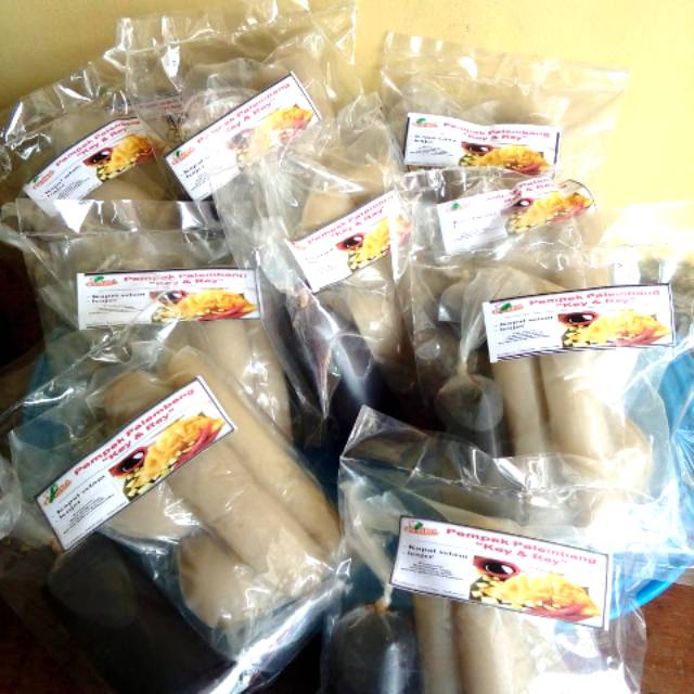 

Pempek palembang ,murah meriah enak