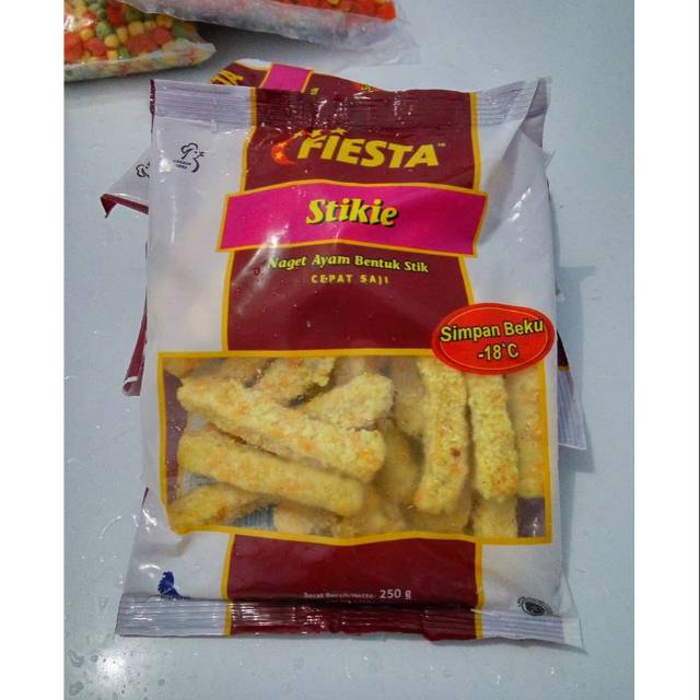 

Fiesta Stikie 250Gram Naget Ayam Bentuk Stik Fiesta