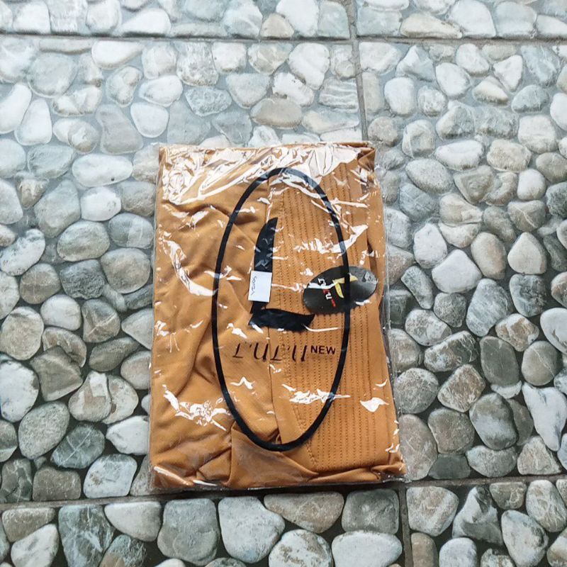 KERUDUNG HIJAB INSTAN LULU SARAH ORIGINAL-Mustard