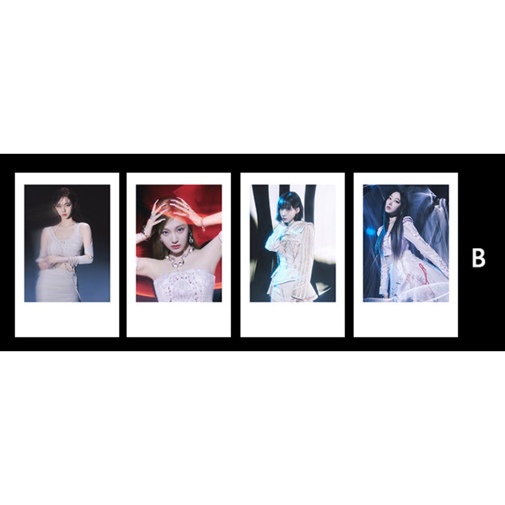 4pcs / SET Kartu LOMO Foto KPOP Album Savage Untuk Koleksi Penggemar