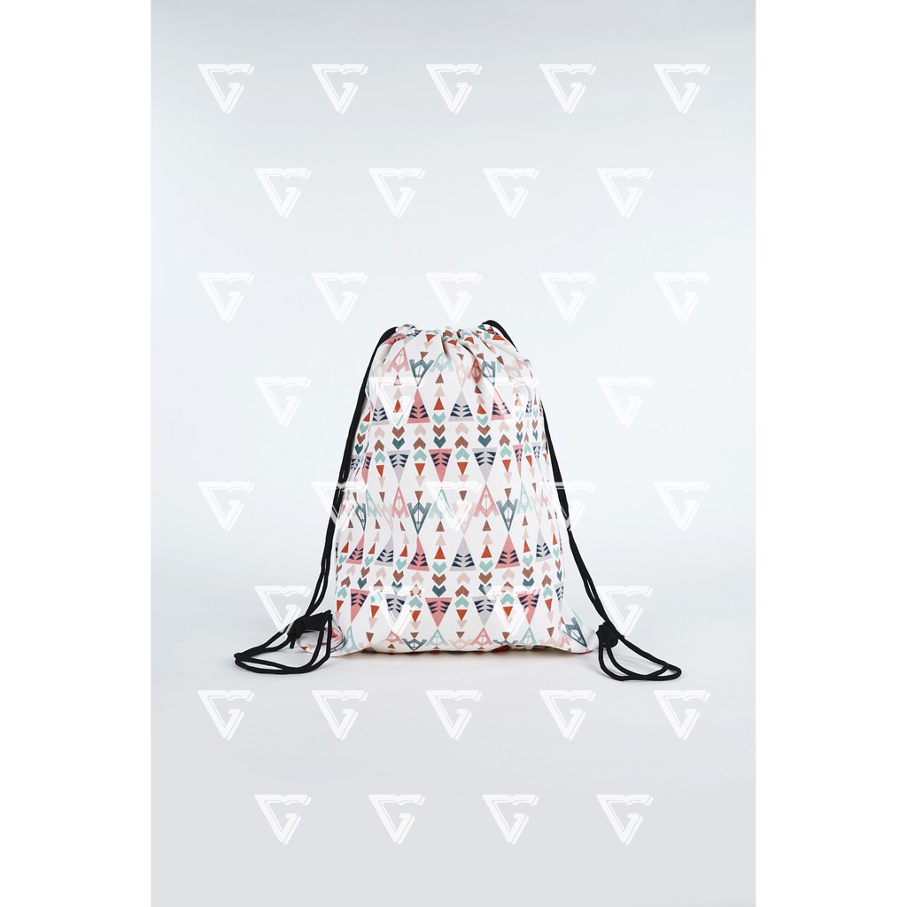 Tas Serut Gymsack Pria Wanita Motif Keren Kanvas Import Korea Segitiga  Pink