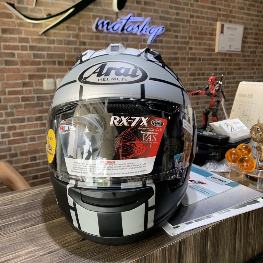 Arai RX7X Maverick GP3