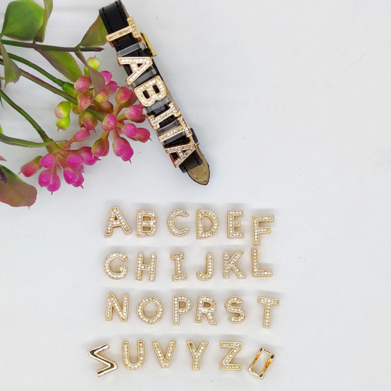 Gelang Tali Kulit Huruf