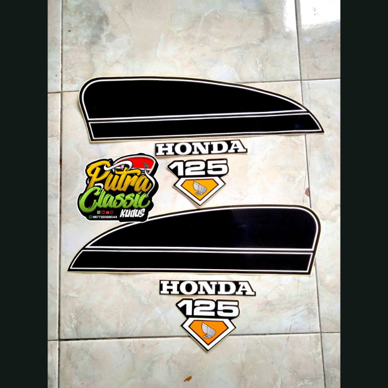 STIKER  STRIPING TANGKI CB 125 CB GLATIK 125 WARNA HITAM